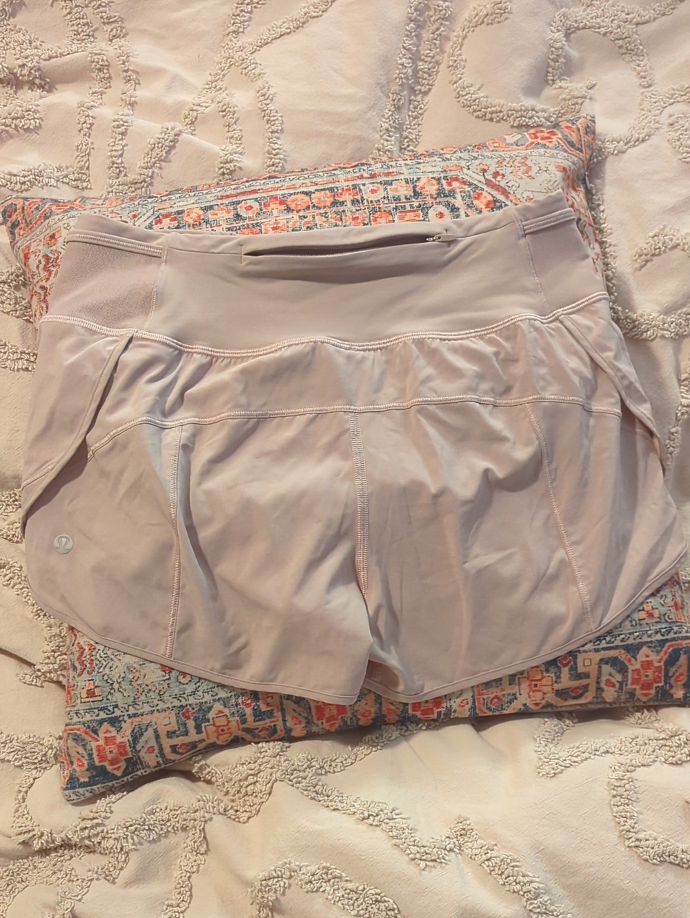 lululemon speed Shorts Lilac